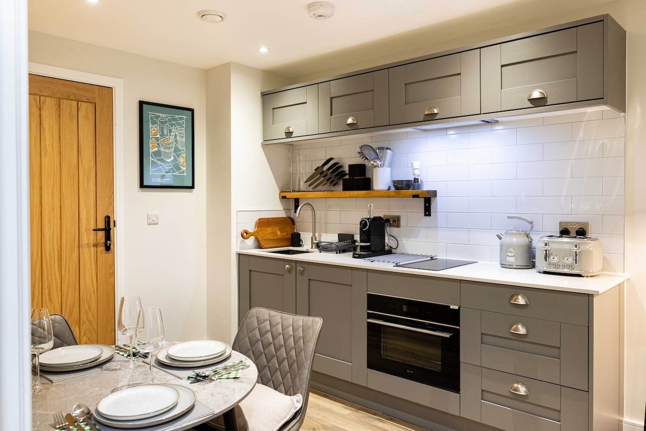 Chatsworth Apartment | The Cupola